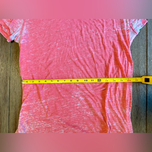 Women's Salt Life Live Salty Sheer/Distressed Shirt - Coral, L - Picture 8 of 9